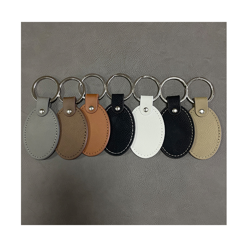 기름칠된 가장자리가 있는 레이저 가공 가능한 인조 가죽 타원형 키체인